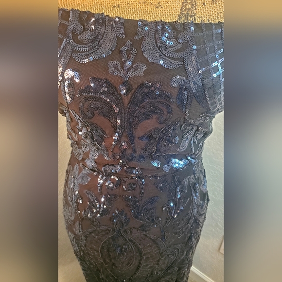 Windsor Black And Blue Sequin Backless Dress - Picture 3 of 6